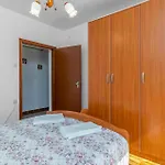 Stunning In With House Sea View 公寓 *